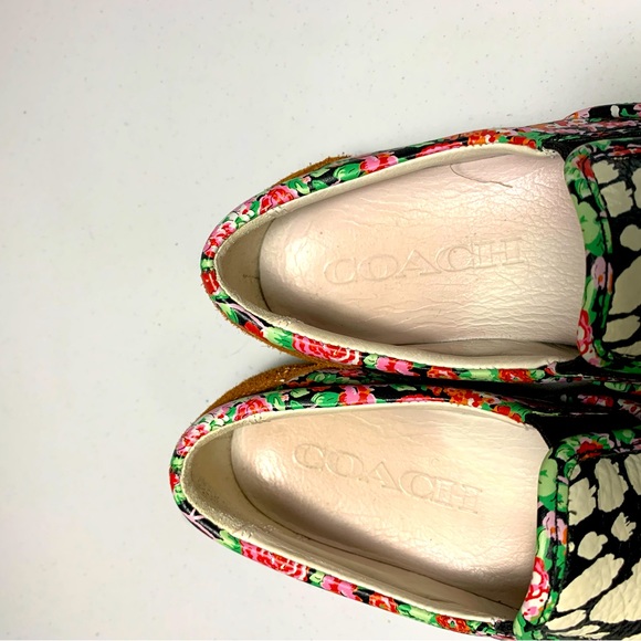 Coach printed slip on/ driving shoes shoes - Picture 4 of 5